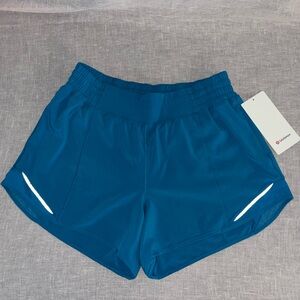 Lululemon Hotty Hot High-Rise Lined Short 4". NWT